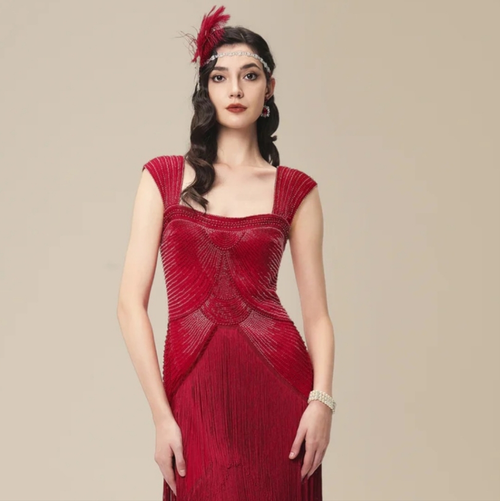 Flapper - Great Gatsby - Stunning Red Bead Fringe Evening Gown / 10-12